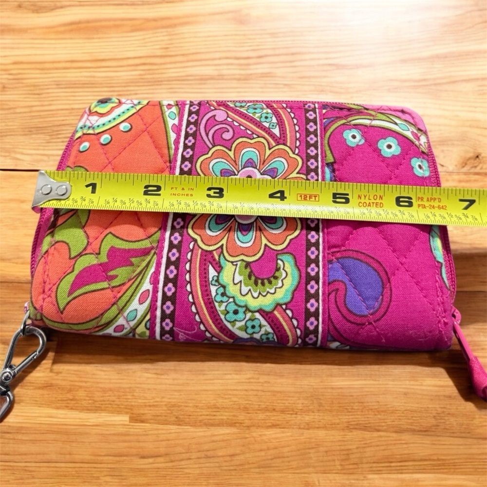 Vera Bradley Floral Quilted Wristlet Wallet Pink - Picture 4 of 6